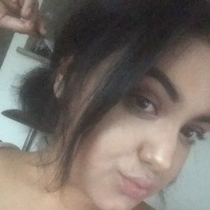 Meet your Posher, Jayde